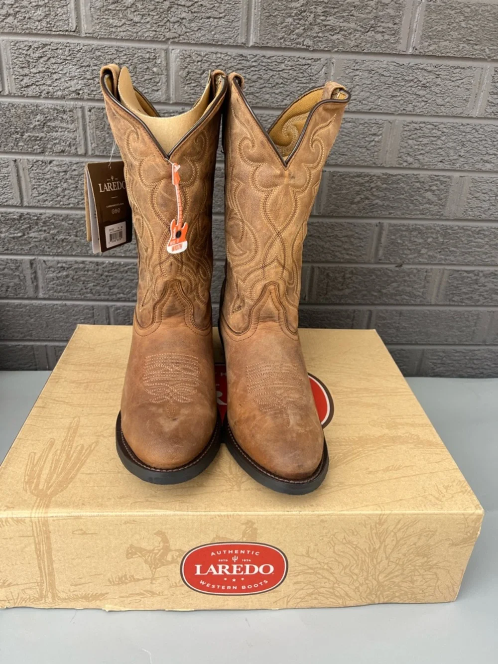 Laredo Women’s Distressed Western Boots Brown Leather Sz 11 W NWT